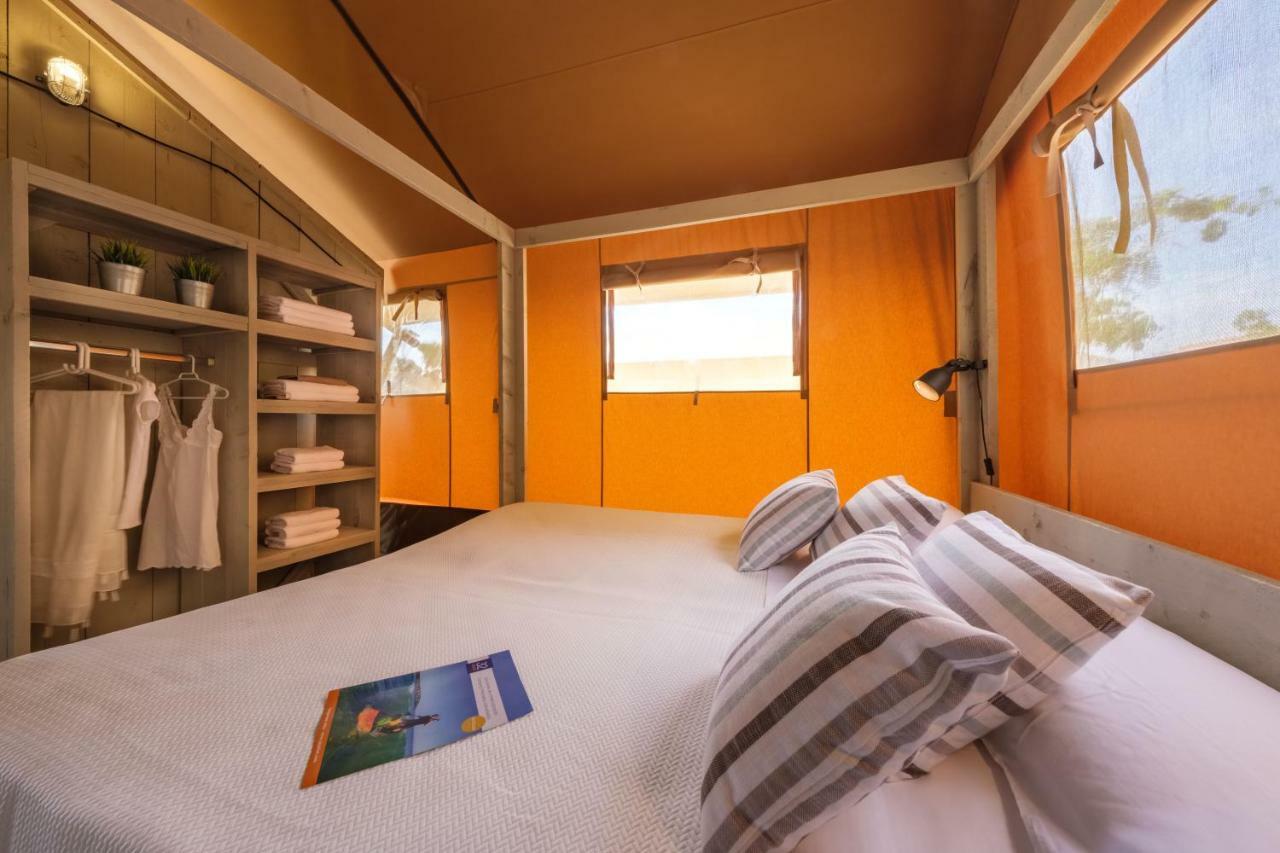 Camping Estival Vendrell Platja โกมาร์รูกา ภายนอก รูปภาพ